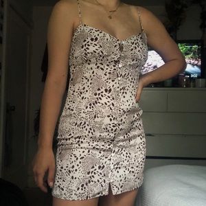 ARITZIA bloom mini dress!!!